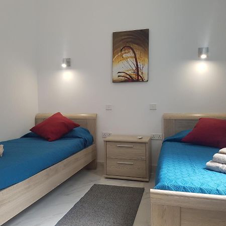 Ac1- Prime Location 3 Bedroom Apt In St.Julian'S Saint Julian's Dış mekan fotoğraf