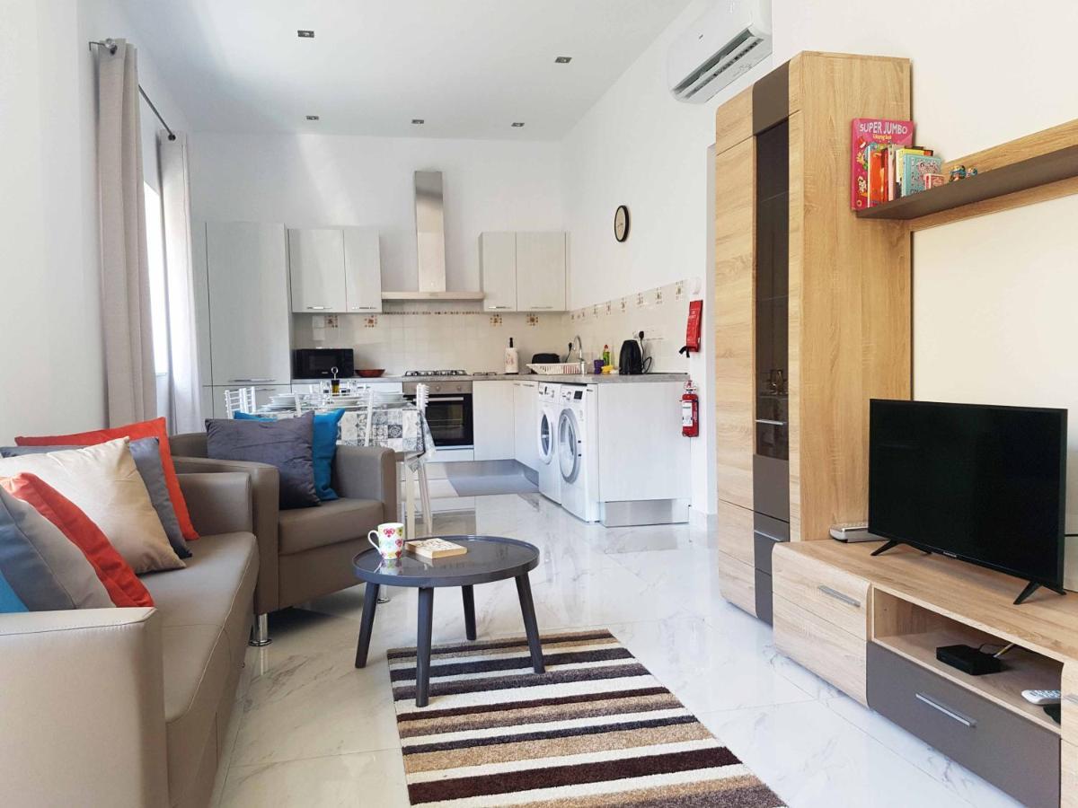 Ac1- Prime Location 3 Bedroom Apt In St.Julian'S Saint Julian's Dış mekan fotoğraf