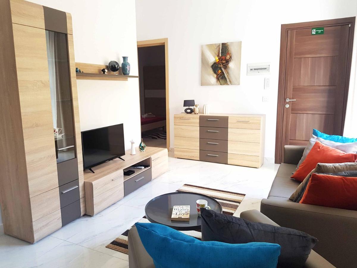 Ac1- Prime Location 3 Bedroom Apt In St.Julian'S Saint Julian's Dış mekan fotoğraf